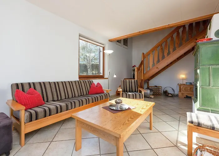 In Near Slopes 格洛博明