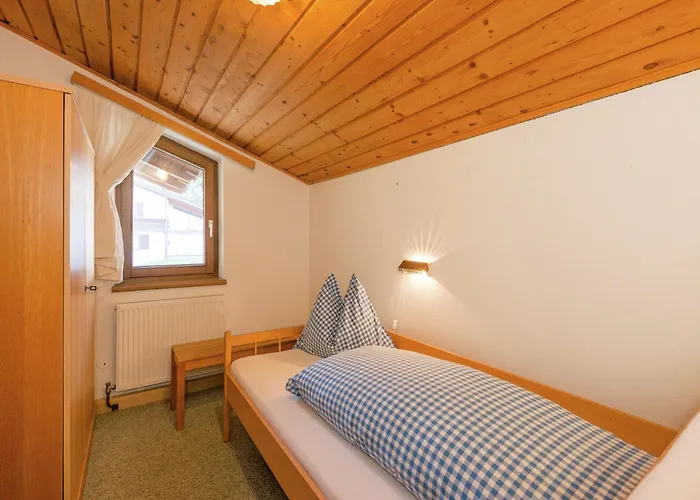 度假居 In Near Slopes 格洛博明