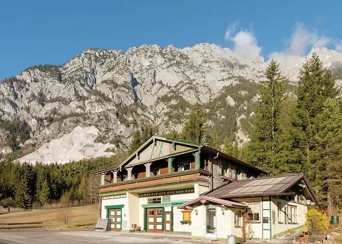 度假居 In Near Slopes 格洛博明